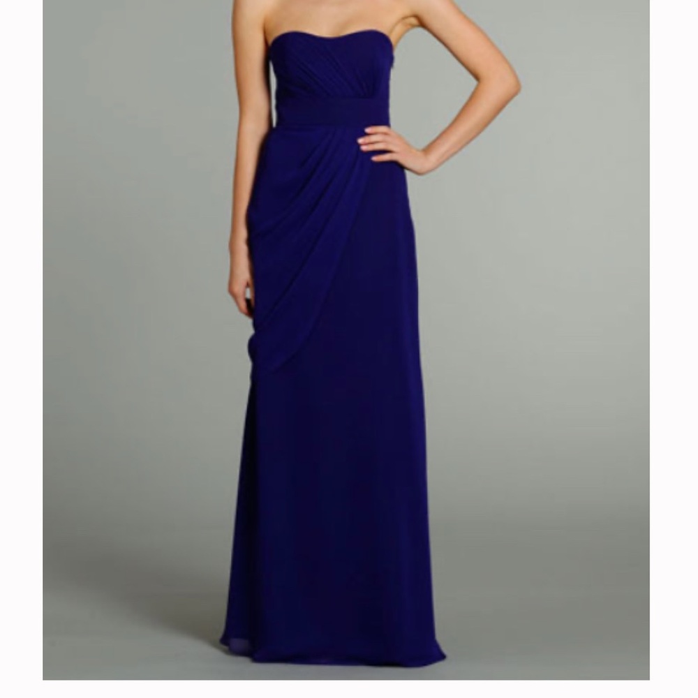 Chic Strapless Navy Dress
